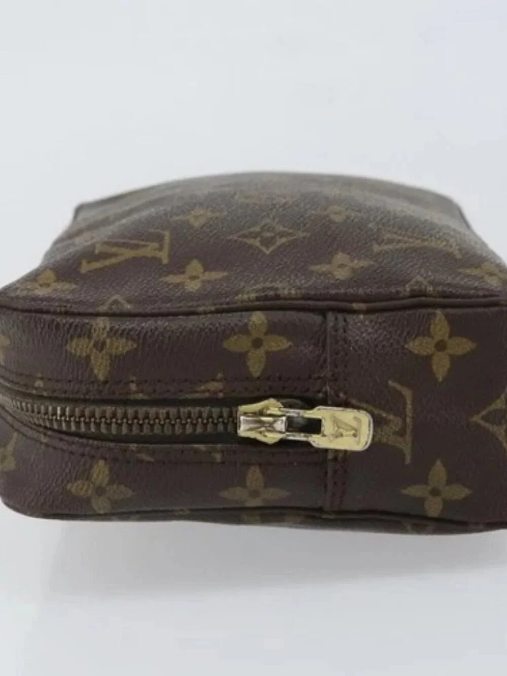 LOUIS VUITTON Monogram Trousse Toilette 23 Clutch Bag M47524 LV Auth 163148